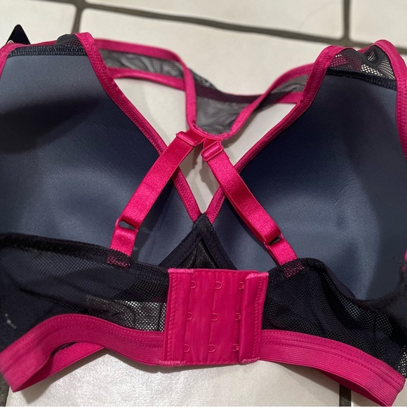 Wacoal Soft Cup Sports Bra Dark Grey and Pink 34D - Picture 6 of 10